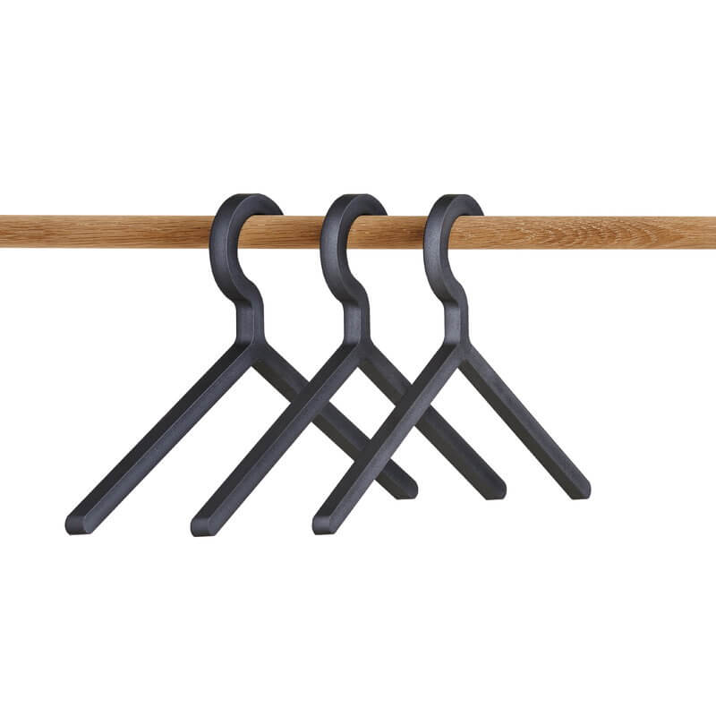 Illusion hangers